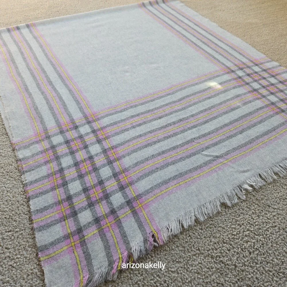 J. Crew Lightweight Wool Grey & Lavender Scarf *TINY TREATED HOLE* - Picture 12 of 14